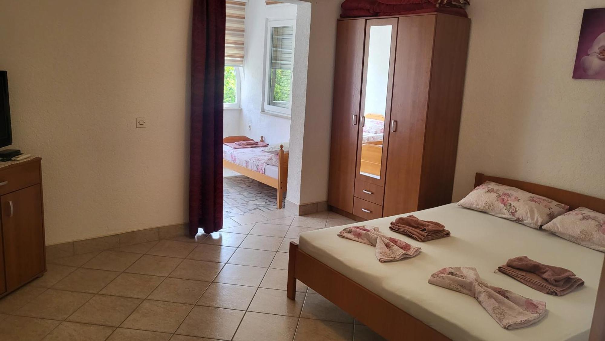 Apartments Alma Orebic Ruang foto
