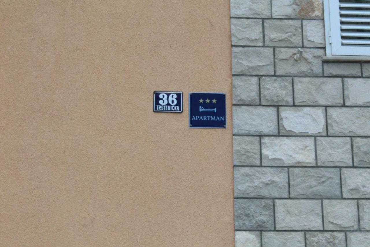 Apartments Alma Orebic Bagian luar foto